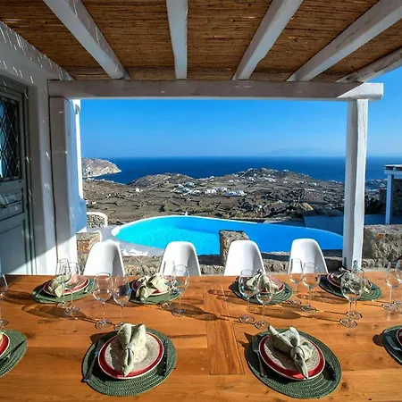 Elegant With View Villa Plintri